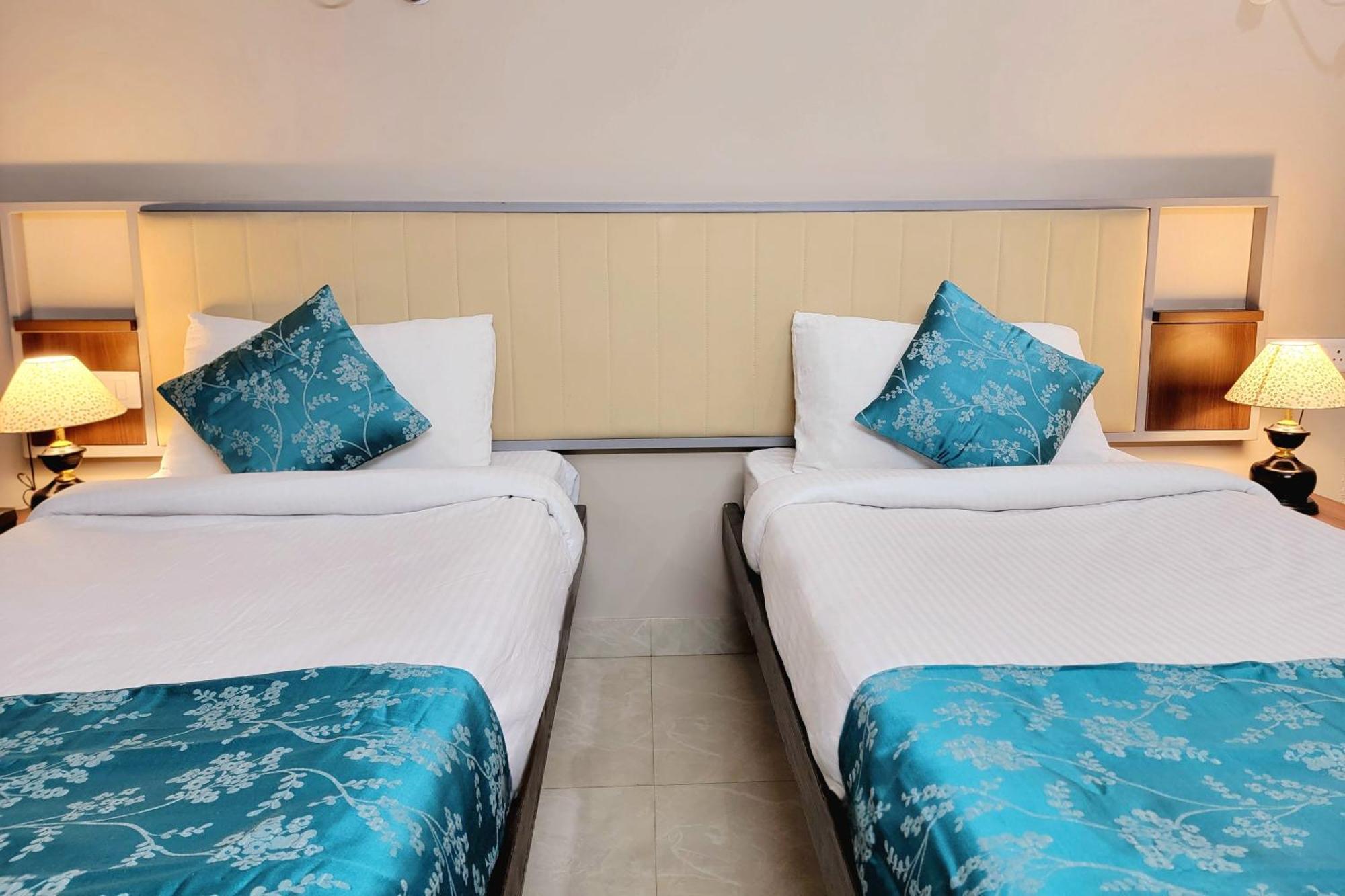 Hotel Vamsor Heights 1047 Gurgaon Exterior foto